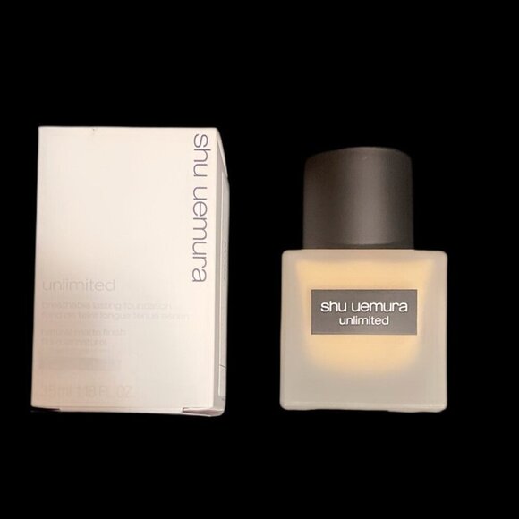 Shu Uemura Unlimited Breathable Lasting Foundation SPF 24 - # 784 Medium Beige - Picture 2 of 2